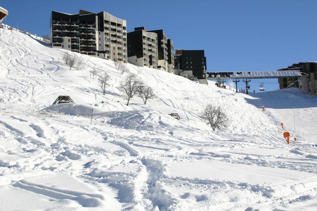 Azureva Les Menuires Aparthotel Saint-Martin-de-Belleville Kültér fotó